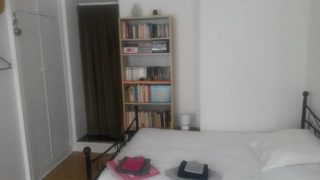 Bed & Breakfast Chambre D'Hote Des Artistes Paris France